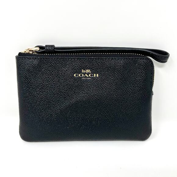 Coach Corner Zip Wristlet in Black Leather 58032 - Picture 1 of 8